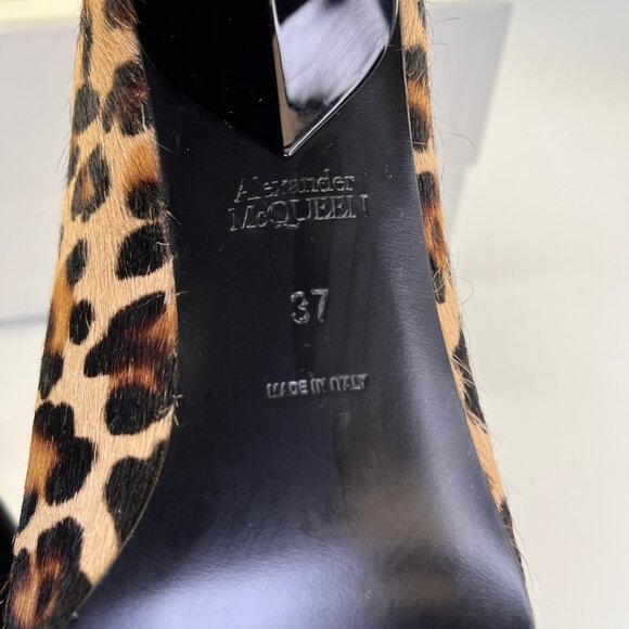 Alexander McQueen Leopard Calf Hair Mules Size 37 Open Square Toe Slip-On - Picture 13 of 16